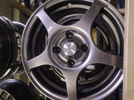 Диск X'trike X-103 5,5/14 4/100 ET45 d67,1 HSB 