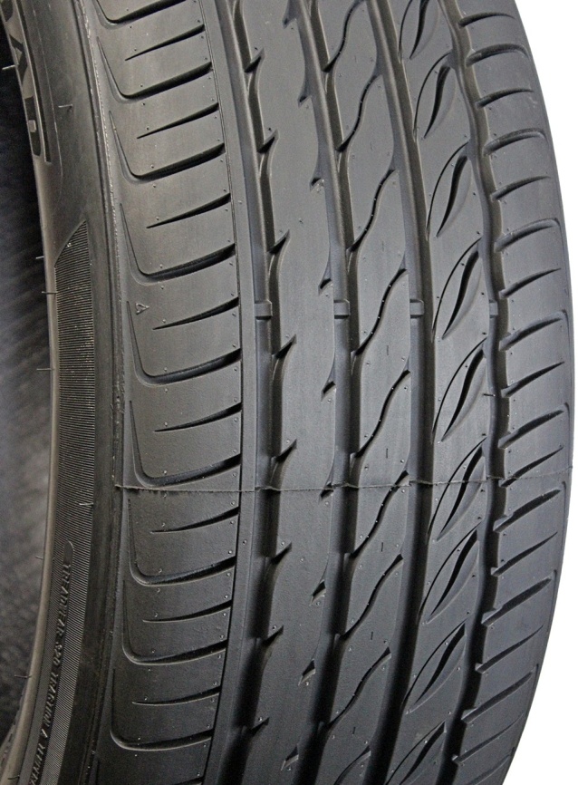 Автошина FARROAD 225/55/18 102W FRD26 XL  фото 3